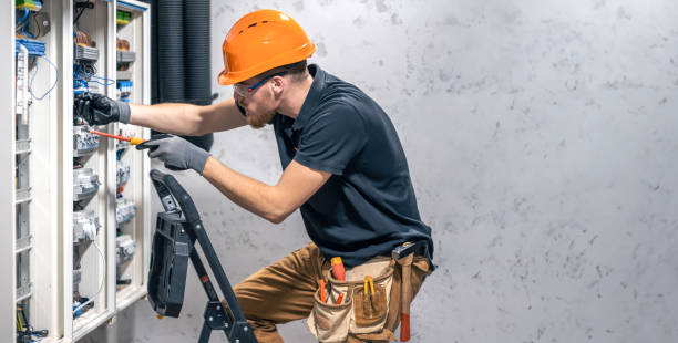 Best Licensed Electrician  in Federal Heights, CO